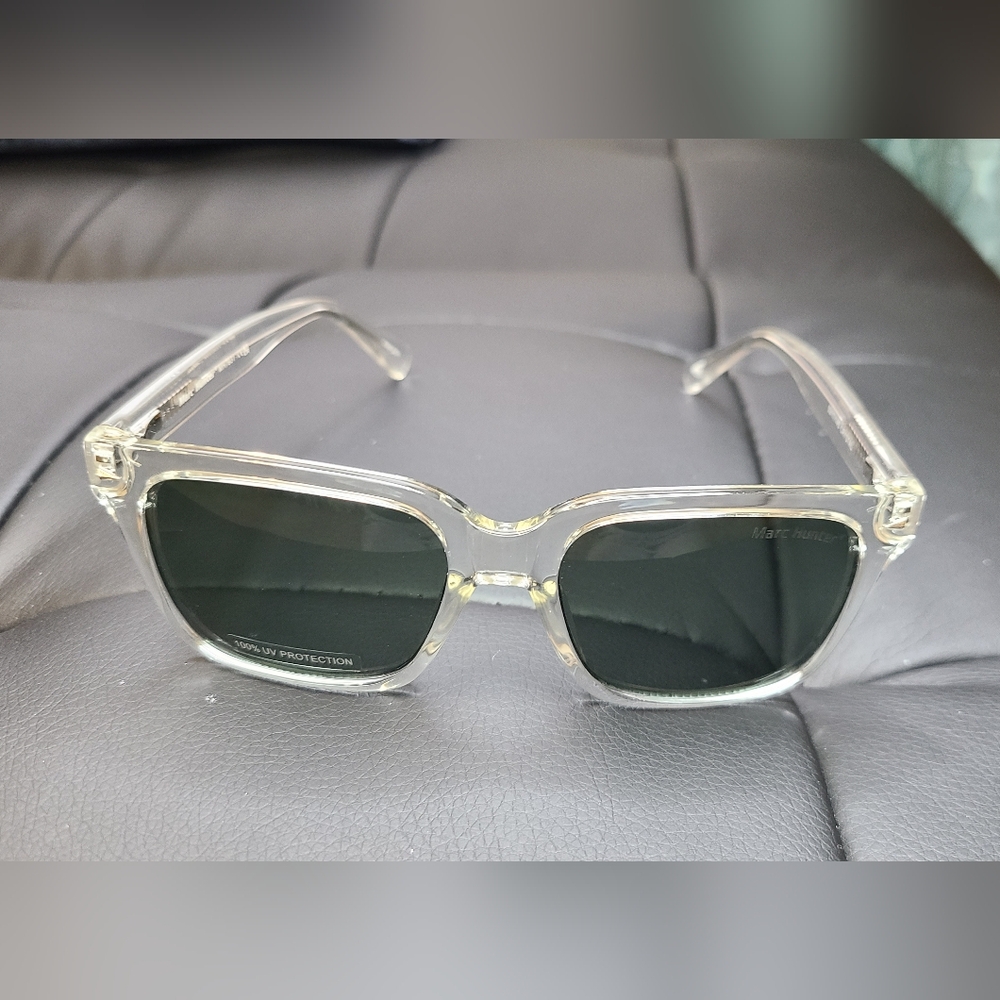NWOT - Marc Hunter Sunglasses Crystal Frame Black Lenses MH7931